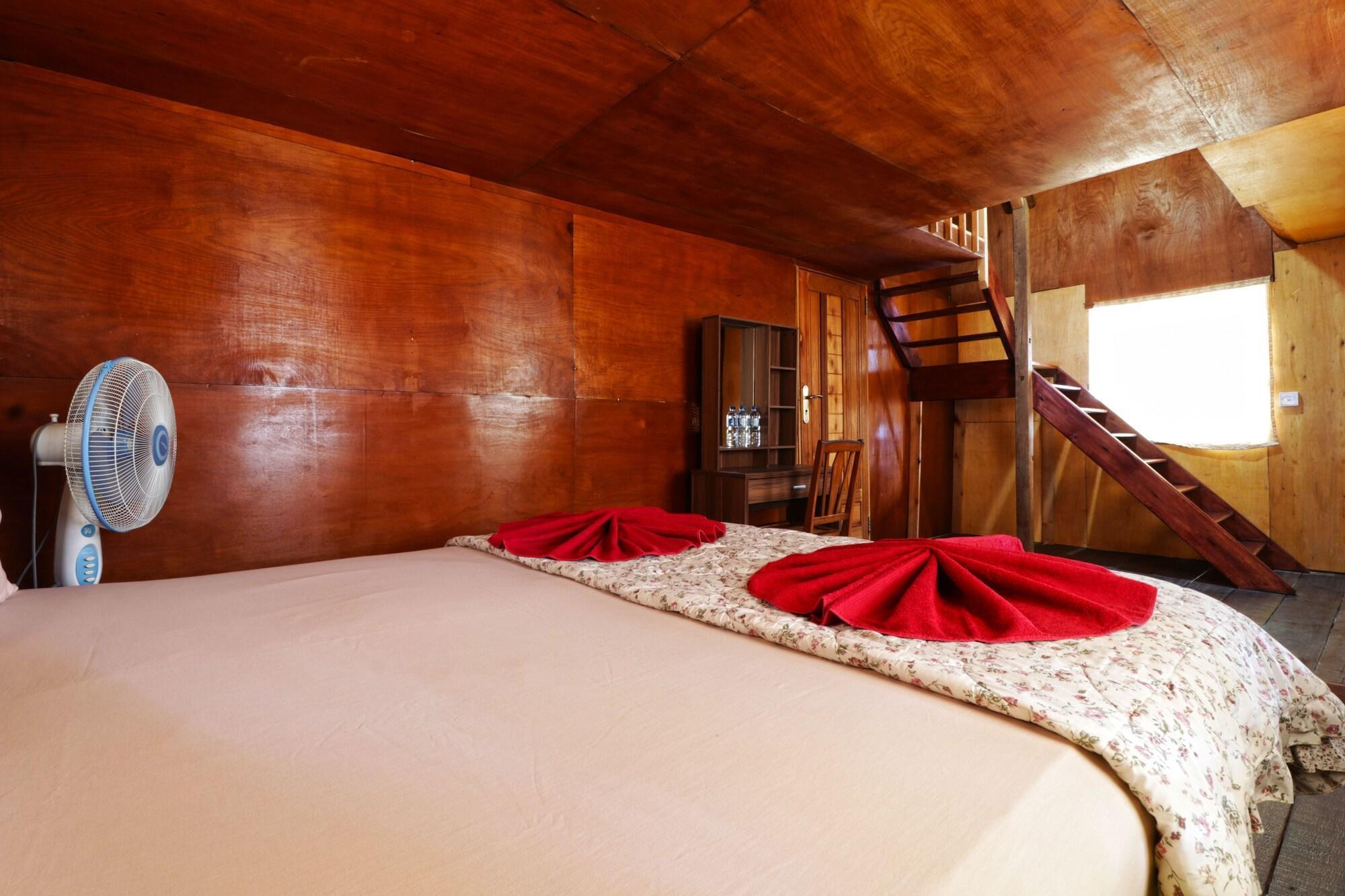 Tuk Tuk Timbul Bungalows Exteriér fotografie
